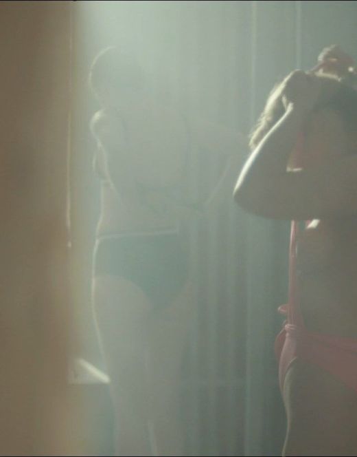 Засвет груди Анны Немченко из сериала «‎Алекс Лютый. Дело Шульца»