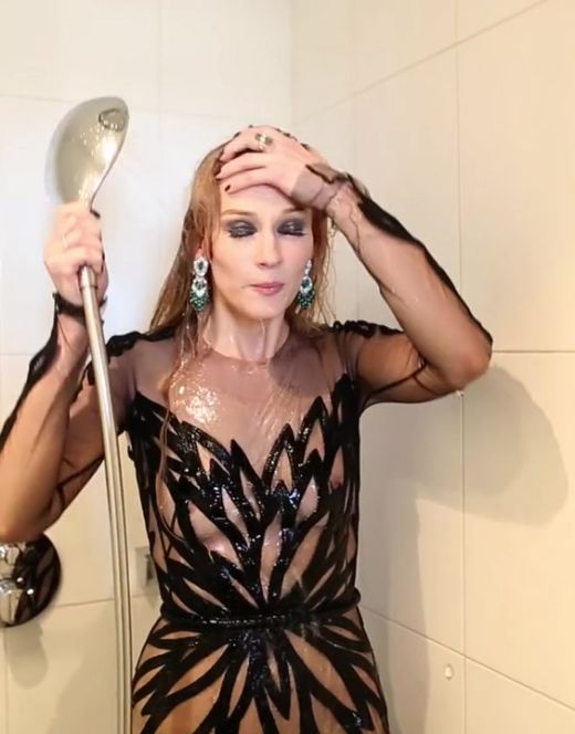 Ходченкова засветила грудь на фотосессии для Glamour
