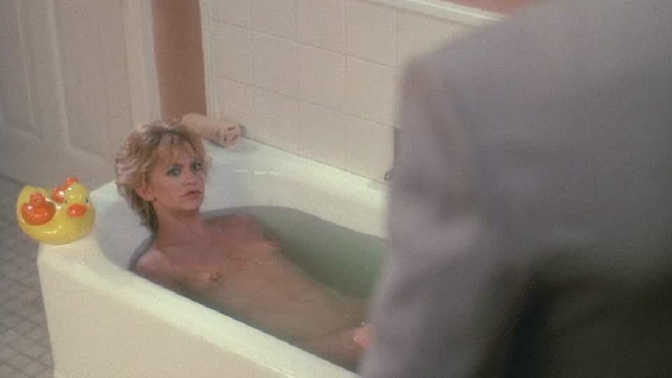 Video goldie hawn naked in bathtub virgins sex videos