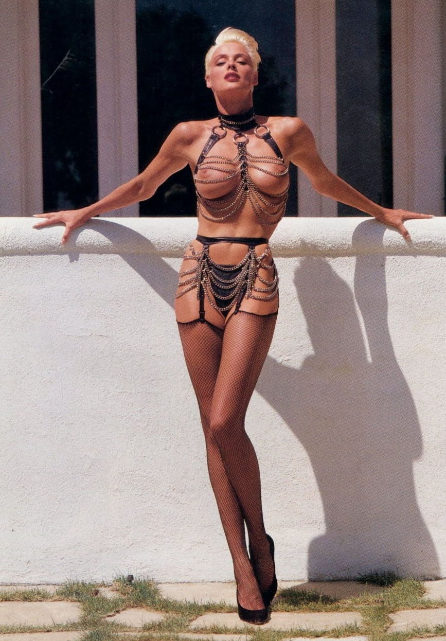 Горячие фото Бриджит Нильсен из "Плейбой" (1987) .