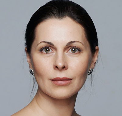 фото голой актрисы ирины сотиковой